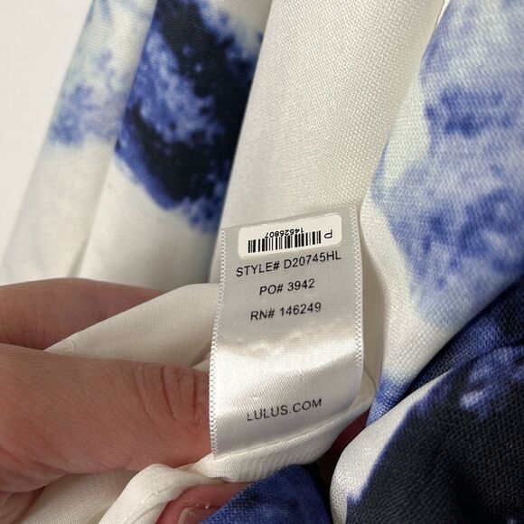 Lulu’s Seeing Chic Skater white and blue abstract floral dress Small - Picture 13 of 13